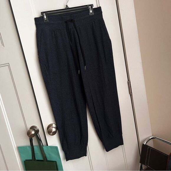 Lululemon Ready to Rulu High-Rise Cropped Jogger Navy/Black 10 - Picture 2 of 5